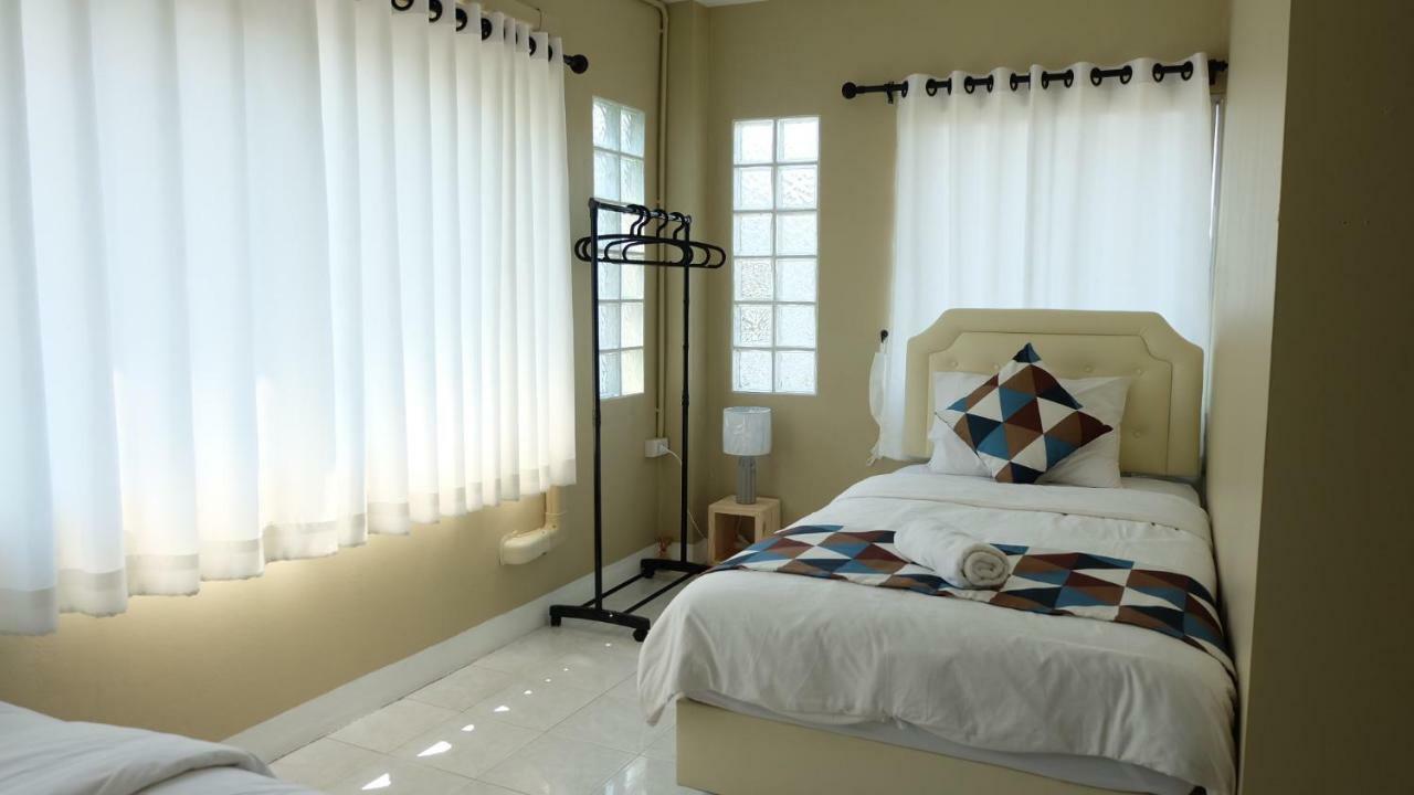 Why Not House Pansiyon Chiang Mai Dış mekan fotoğraf